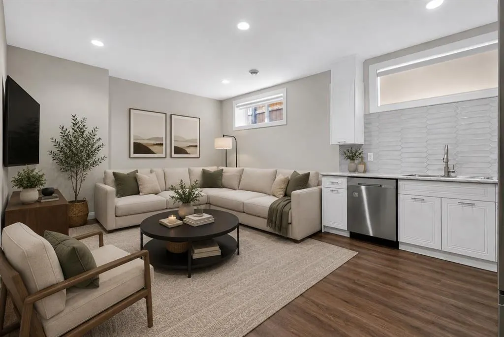 62 Evansfield Green NW