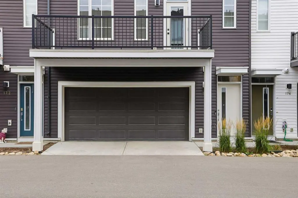 174 Walgrove Common SE