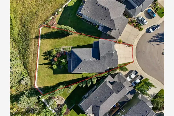 128 Ridge View Close