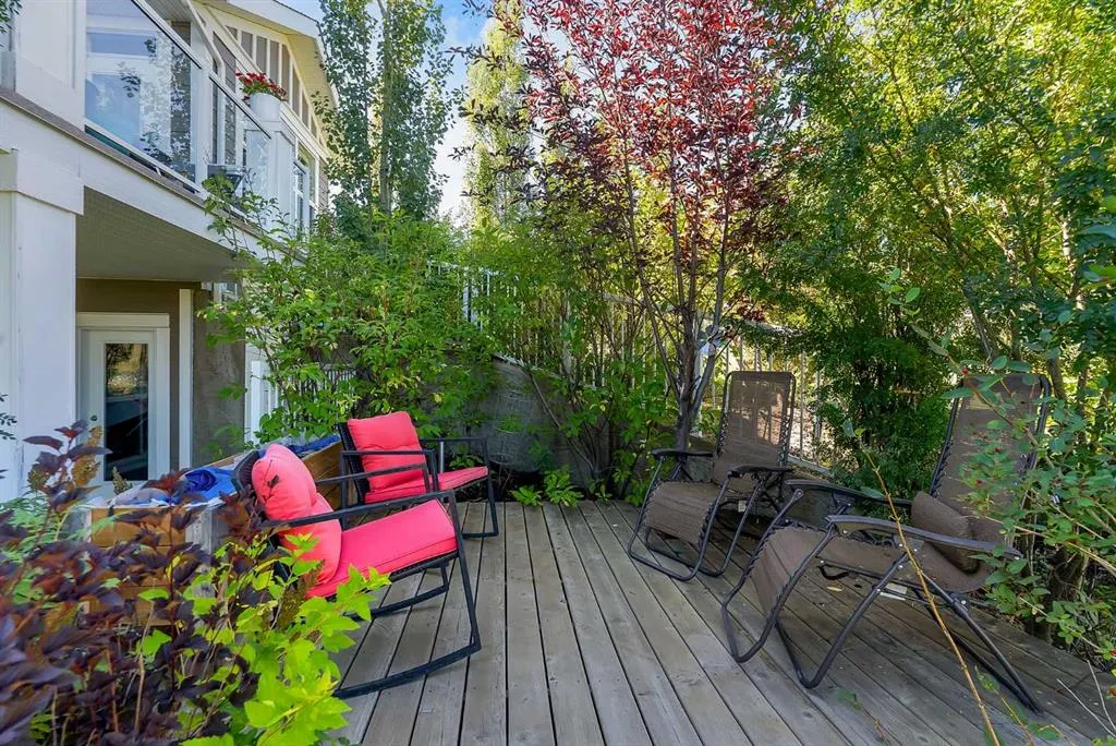 128 Ridge View Close