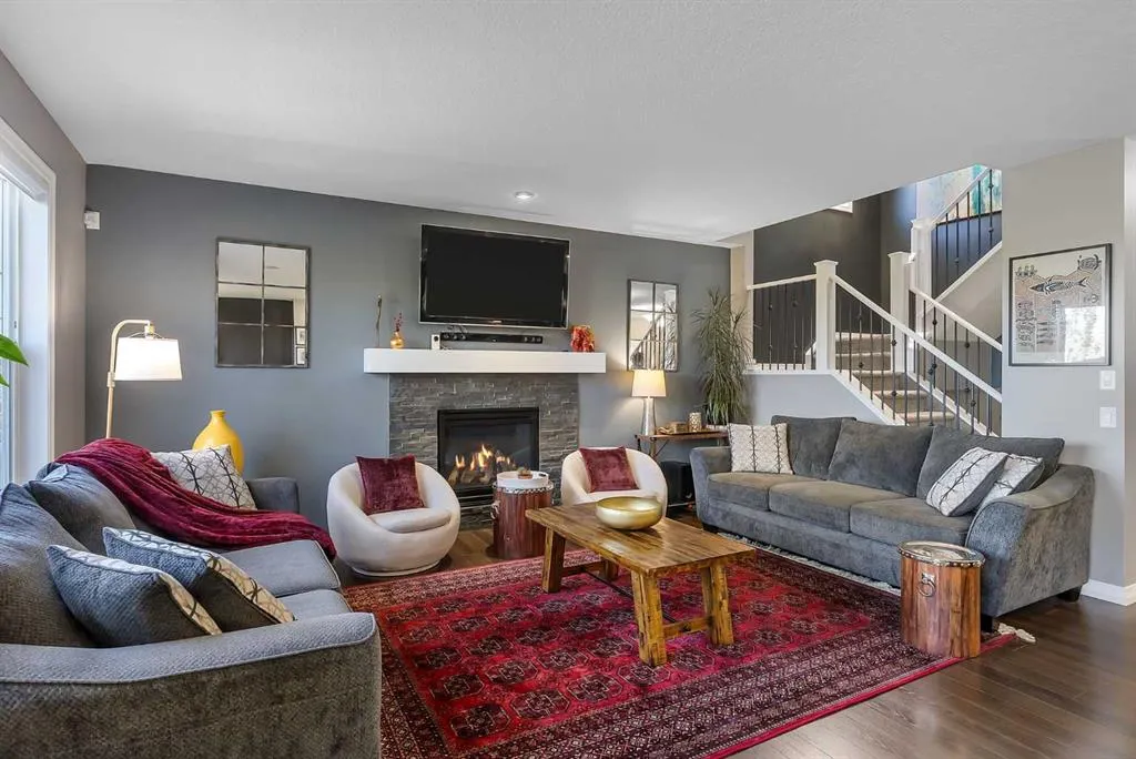 128 Ridge View Close