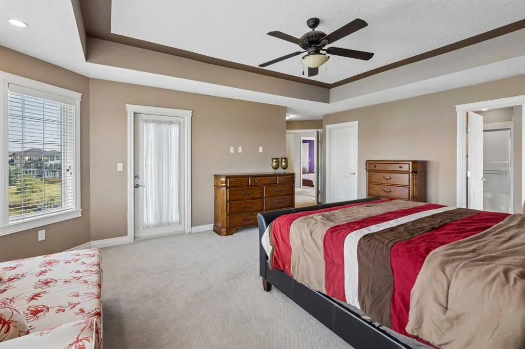 14 Taralake Cape NE
