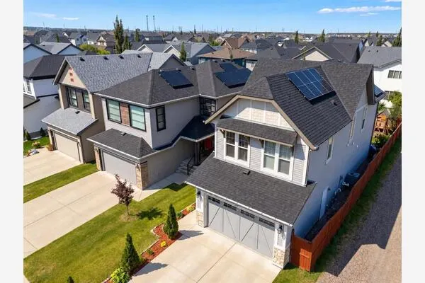 29 Copperpond Parade SE