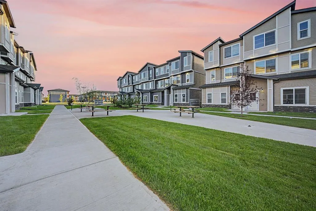 75 Cornerstone Row NE #225