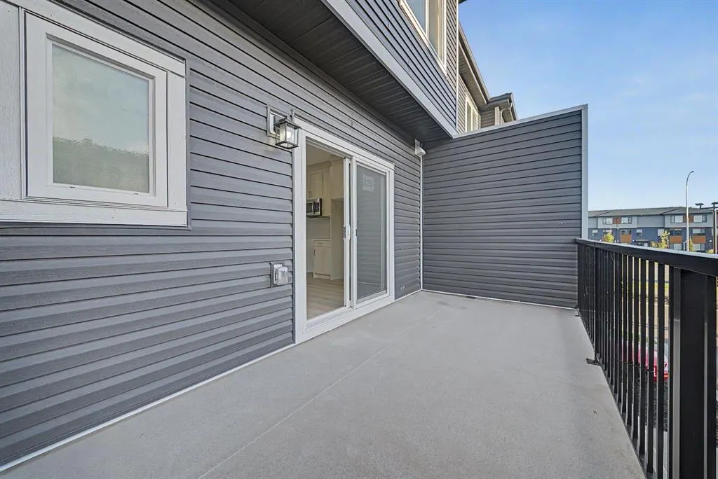 75 Cornerstone Row NE #225
