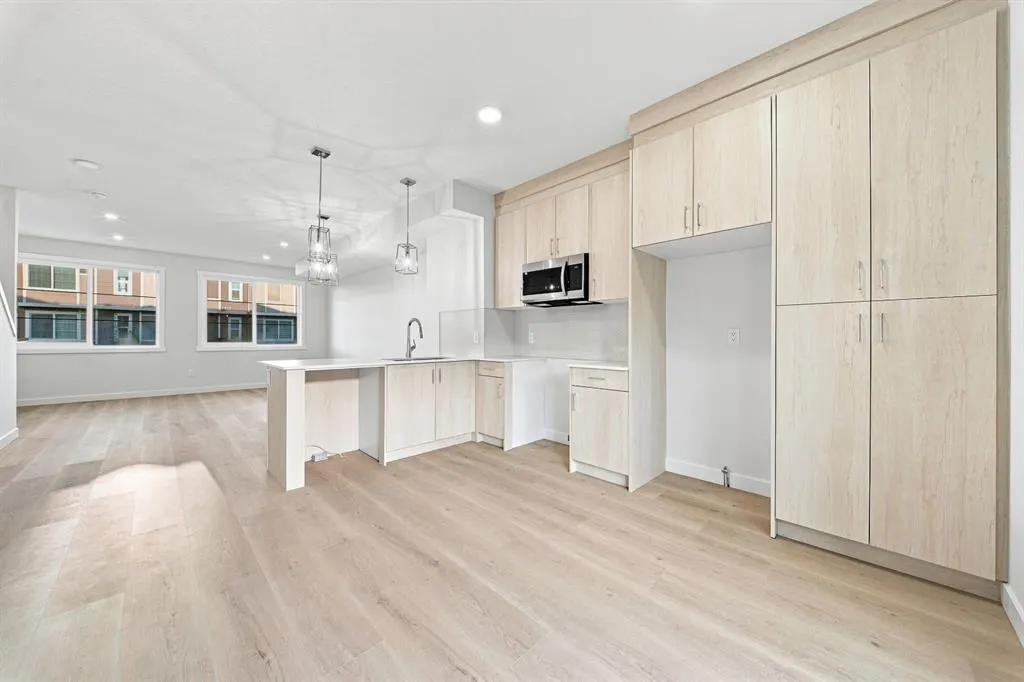 75 Cornerstone Row NE #225