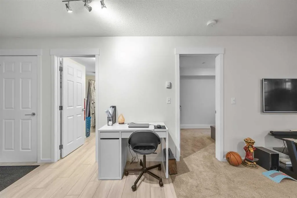 279 Copperpond Common SE #5209