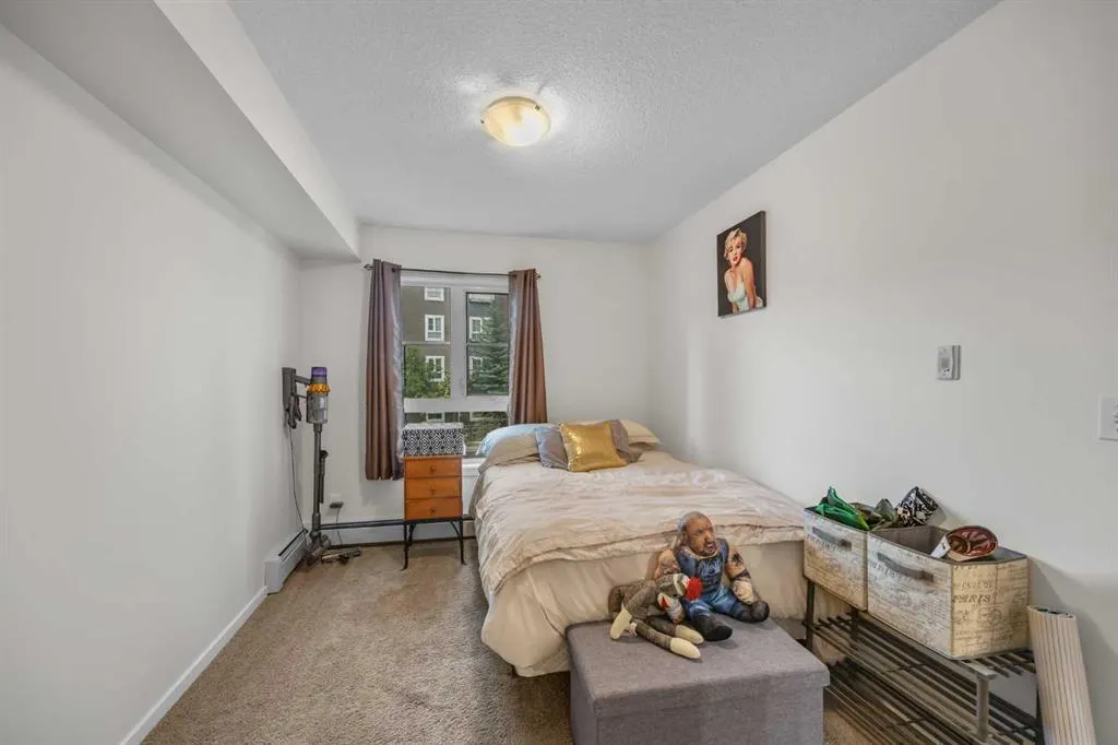 279 Copperpond Common SE #5209