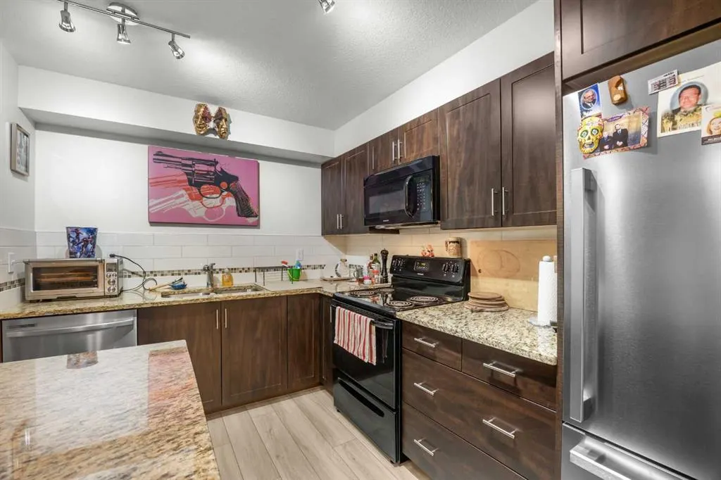 279 Copperpond Common SE #5209
