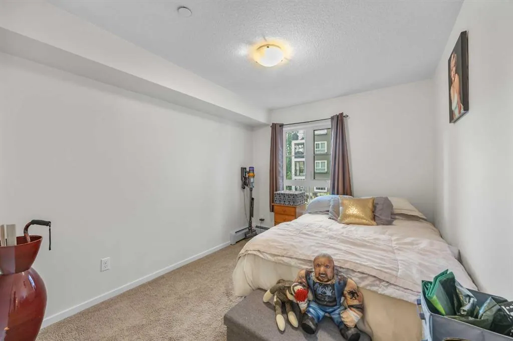 279 Copperpond Common SE #5209
