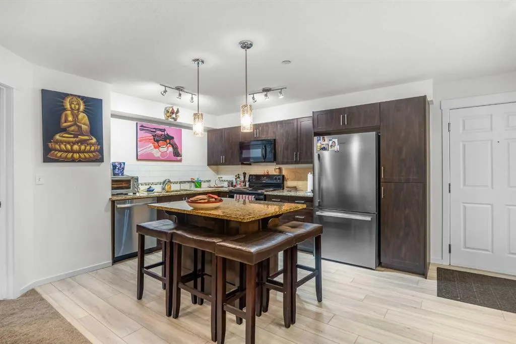 279 Copperpond Common SE #5209
