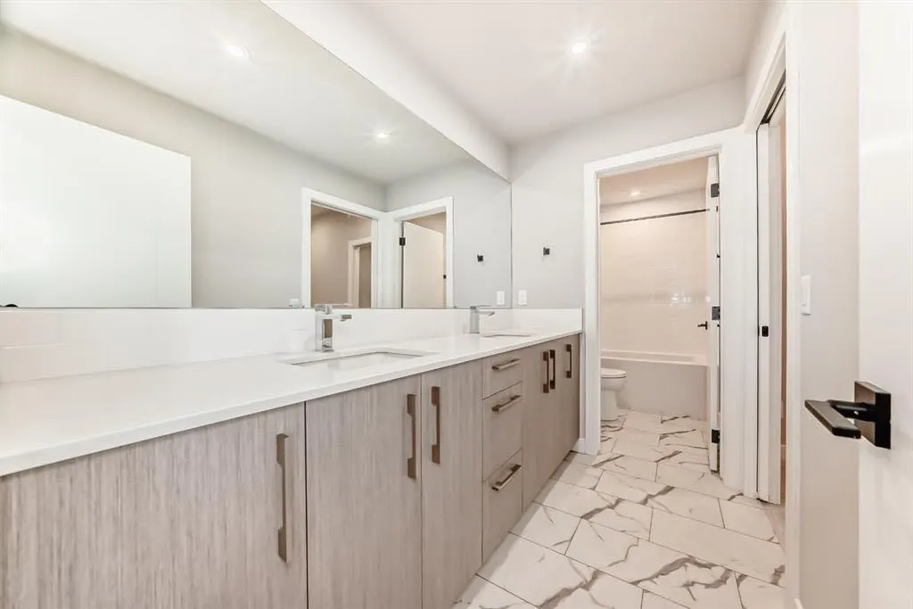 110 18A Street NW #325