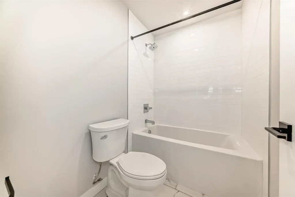 110 18A Street NW #325