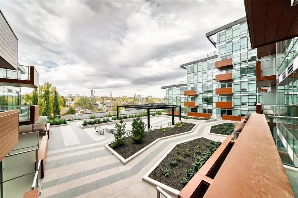 110 18A Street NW #325