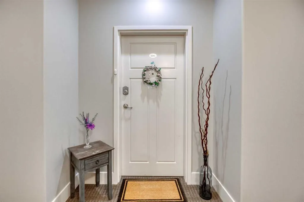 77 George Fox Trail #306