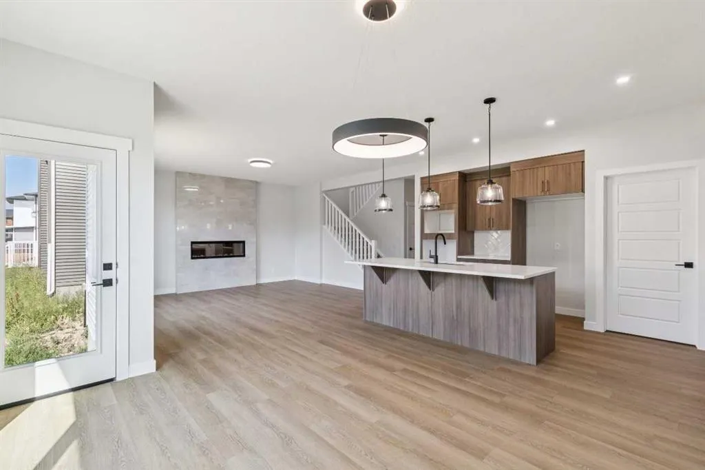245 Dawson Wharf Crescent
