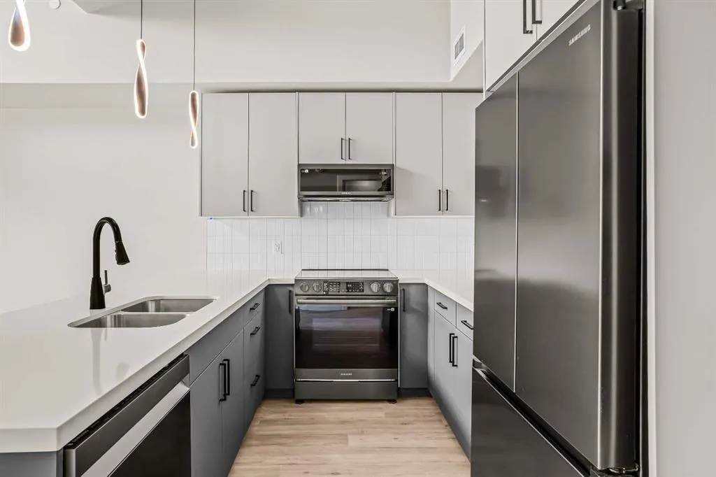 1 Industrial Place #319A