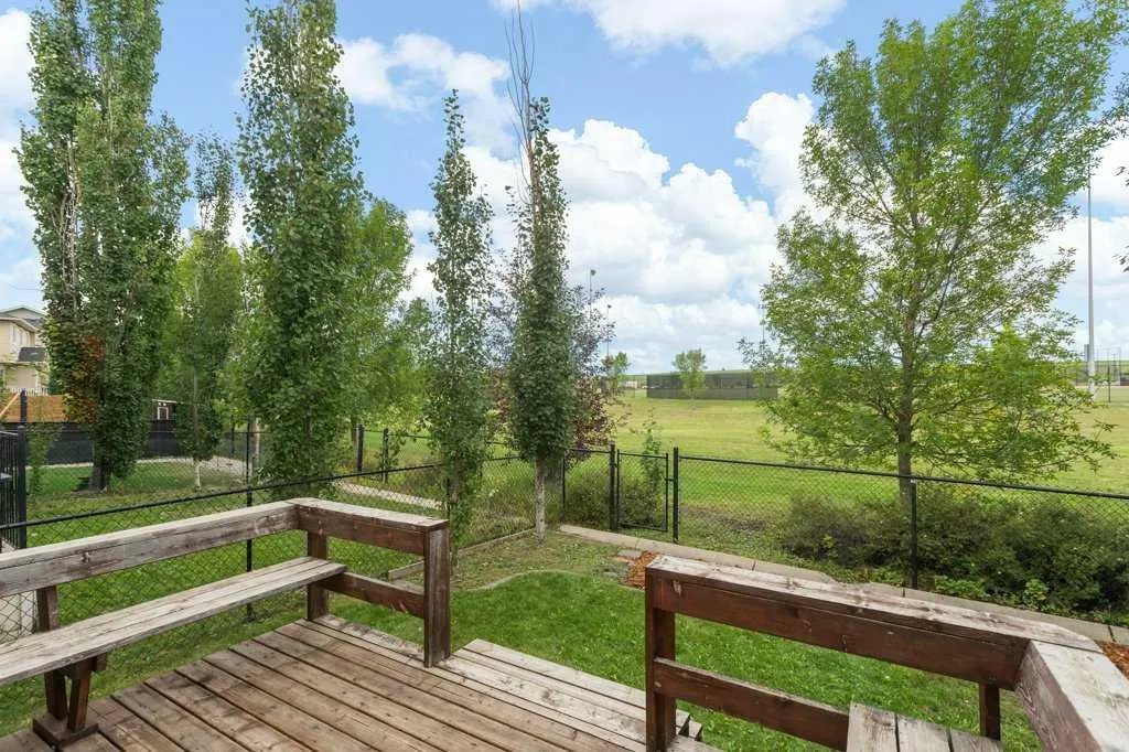 24 New Brighton Landing SE