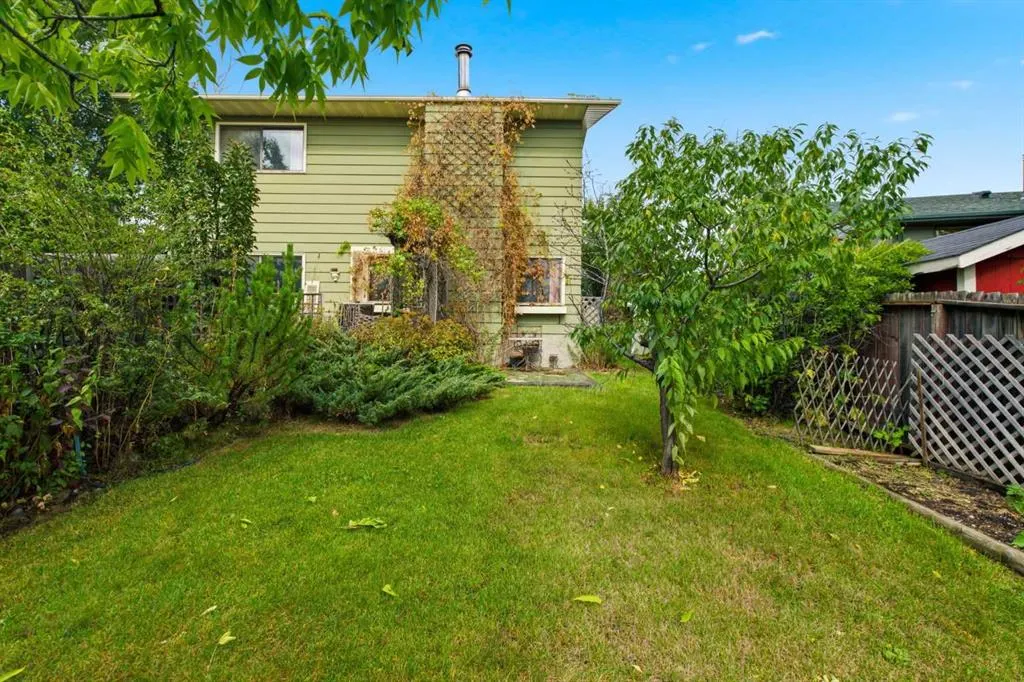 7 Glenport Road E