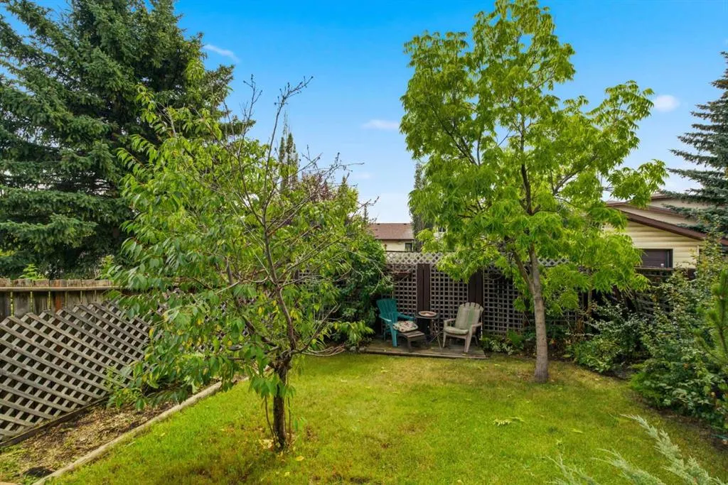 7 Glenport Road E