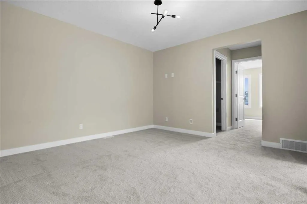 63 Agate Road
