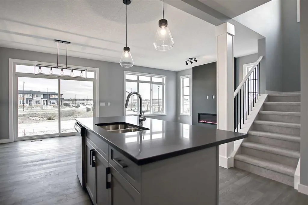 63 Agate Road