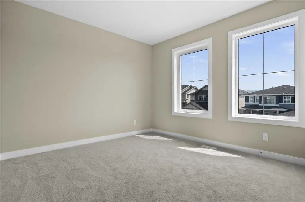 63 Agate Road