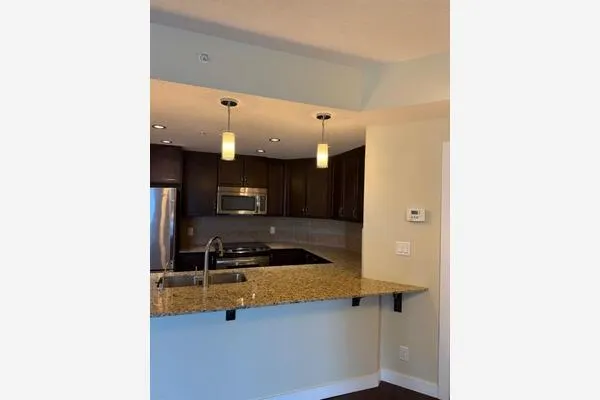 16 Varsity Estates Circle NW