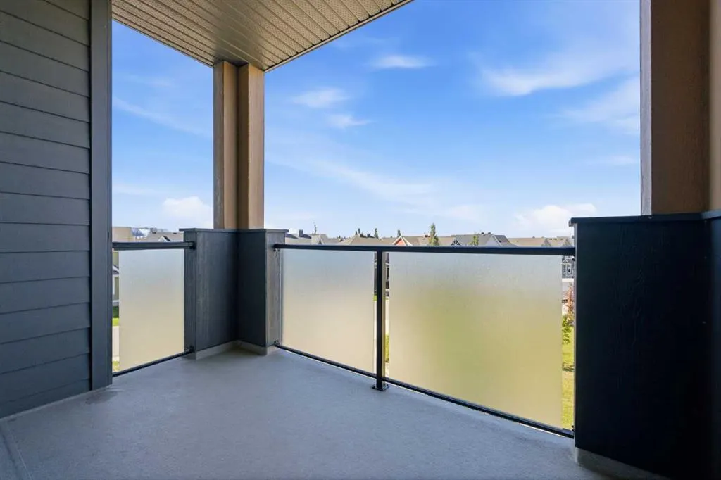 150 Auburn Meadows Manor SE #306