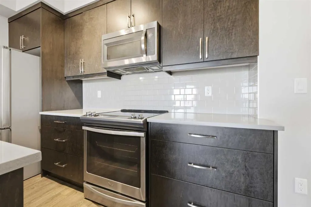 150 Auburn Meadows Manor SE #306