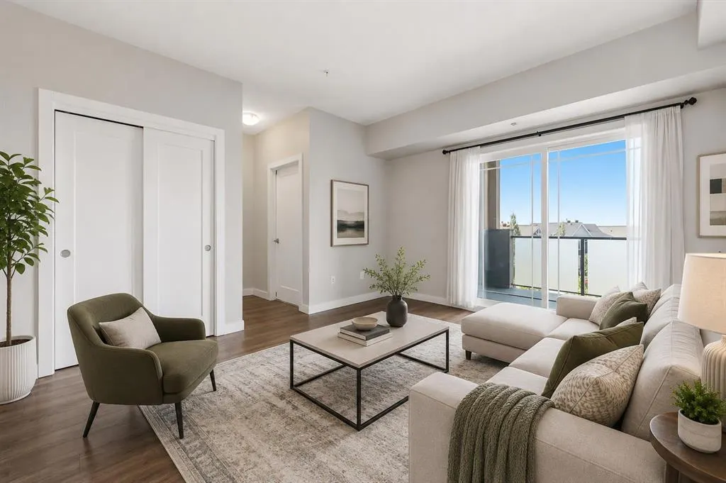 150 Auburn Meadows Manor SE #306