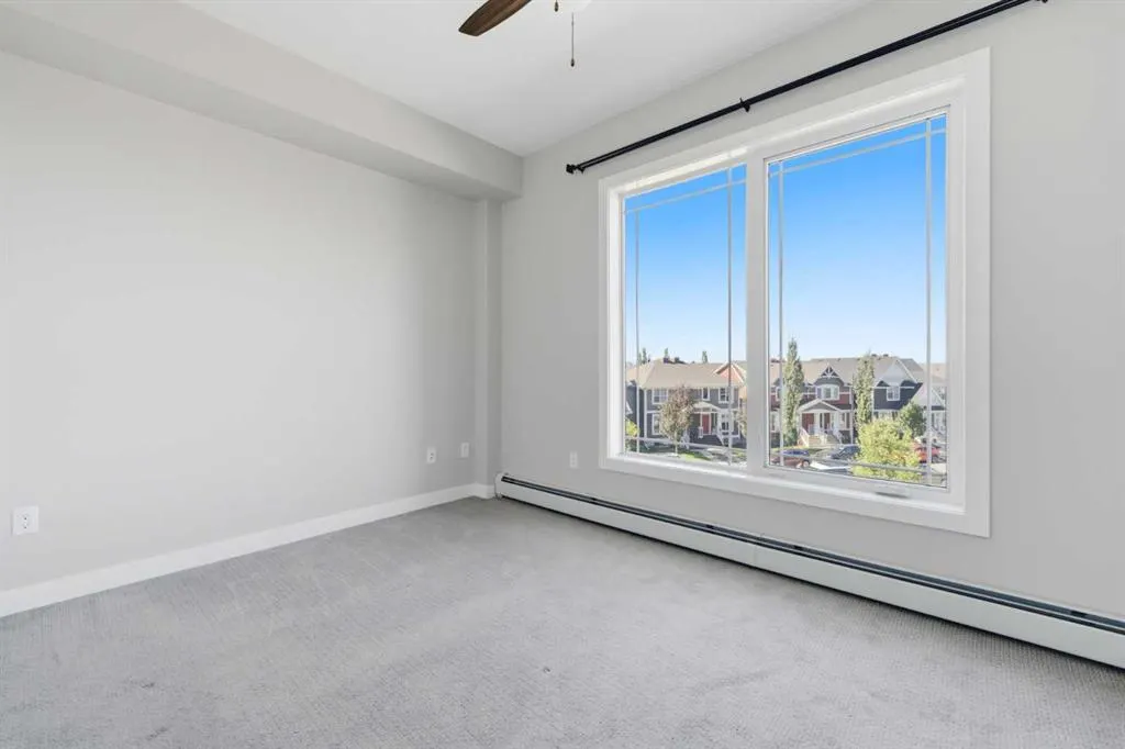 150 Auburn Meadows Manor SE #306