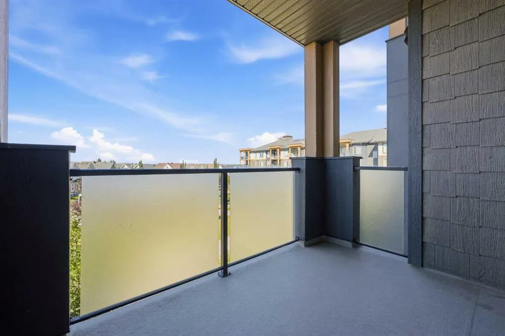 150 Auburn Meadows Manor SE #306