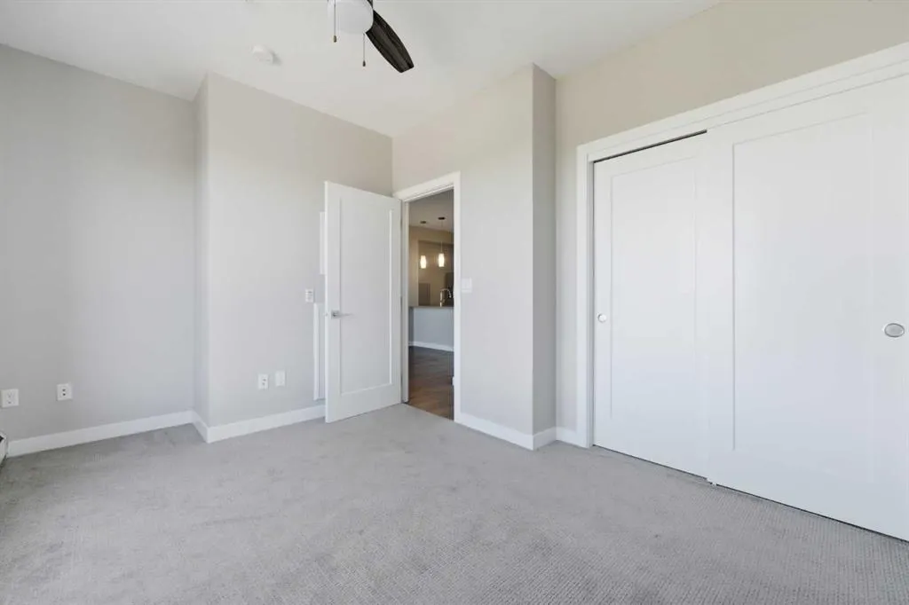 150 Auburn Meadows Manor SE #306