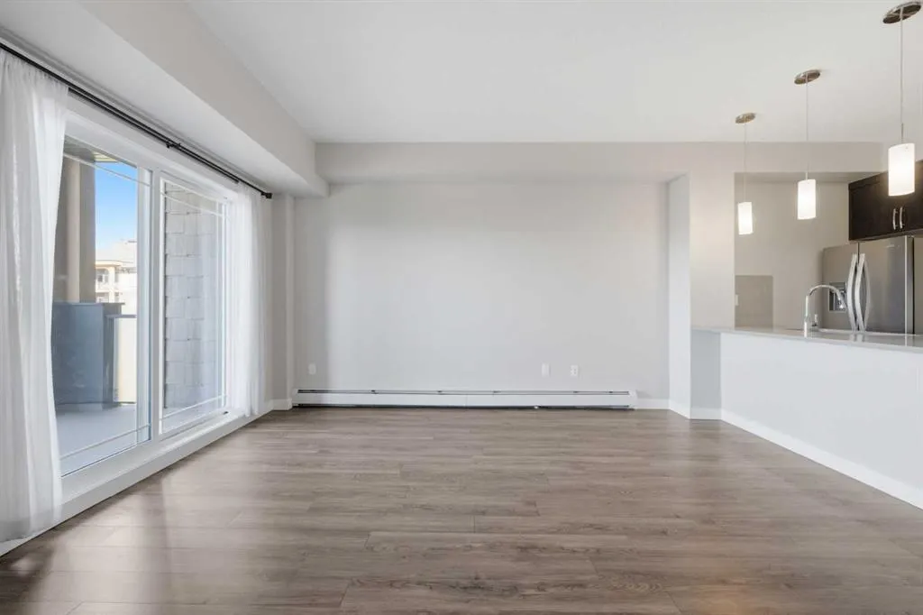 150 Auburn Meadows Manor SE #306