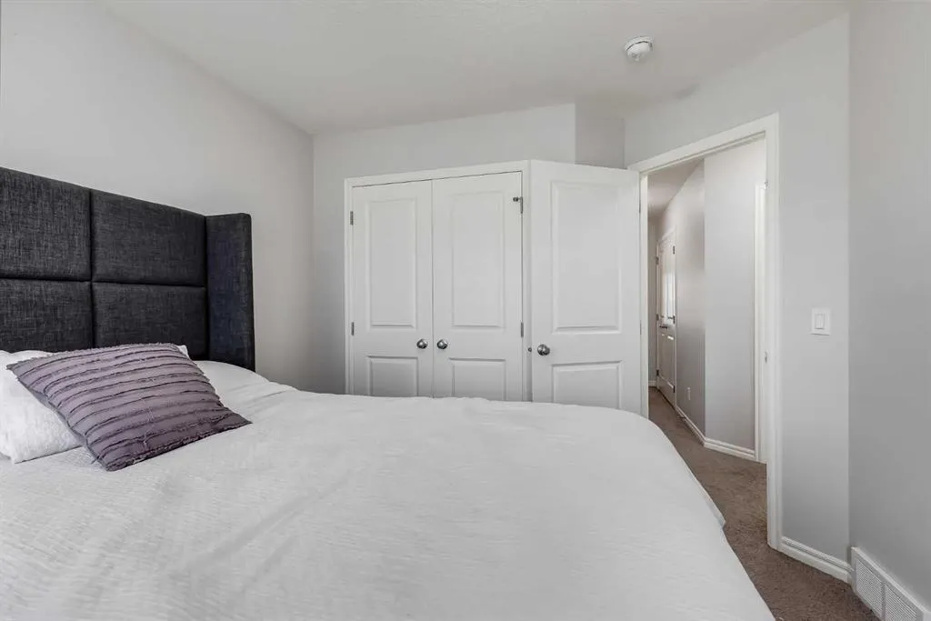 540 Evanston Link NW