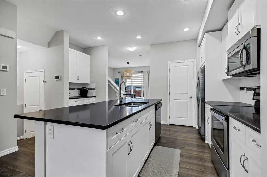 540 Evanston Link NW