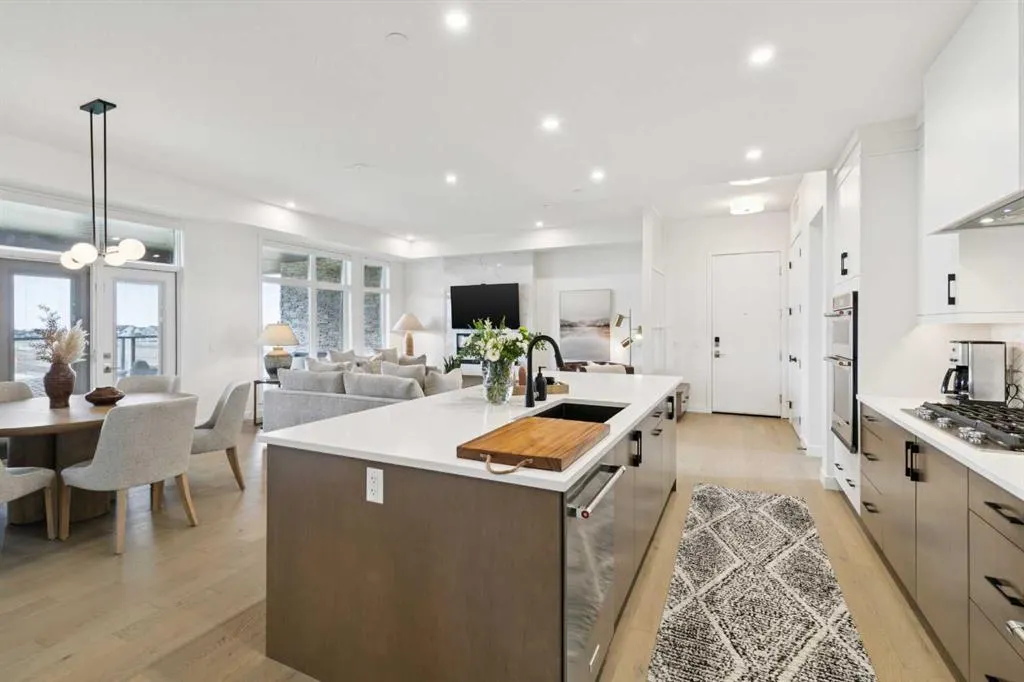 120 Marina Cove SE #301