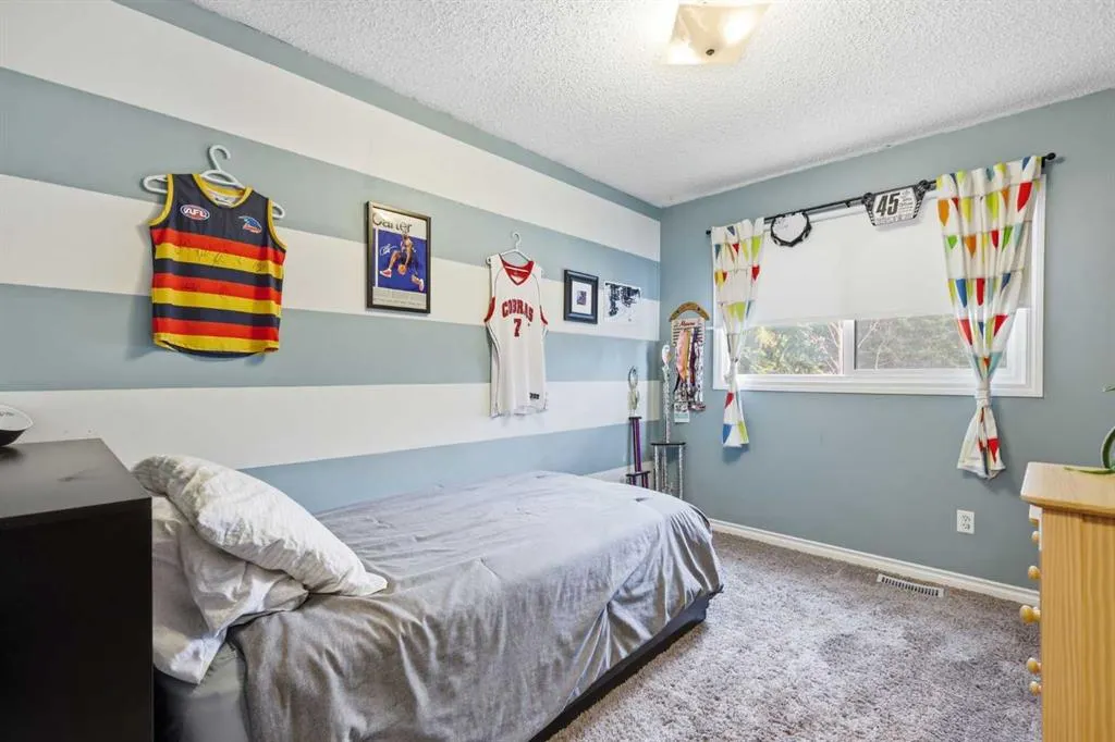 5 Glenwood Crescent