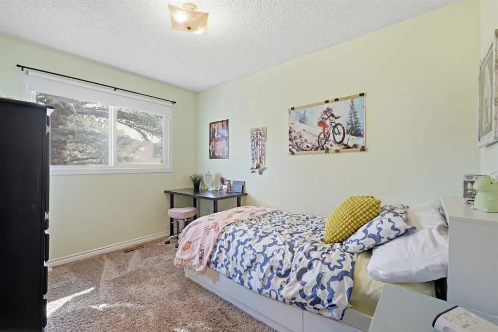 5 Glenwood Crescent