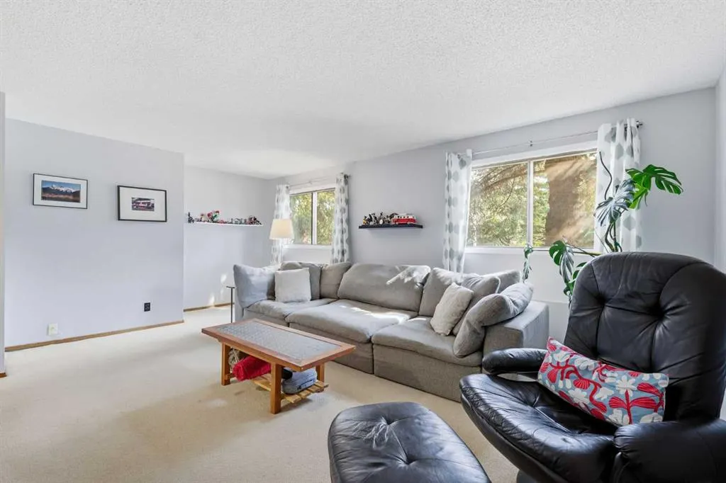5 Glenwood Crescent