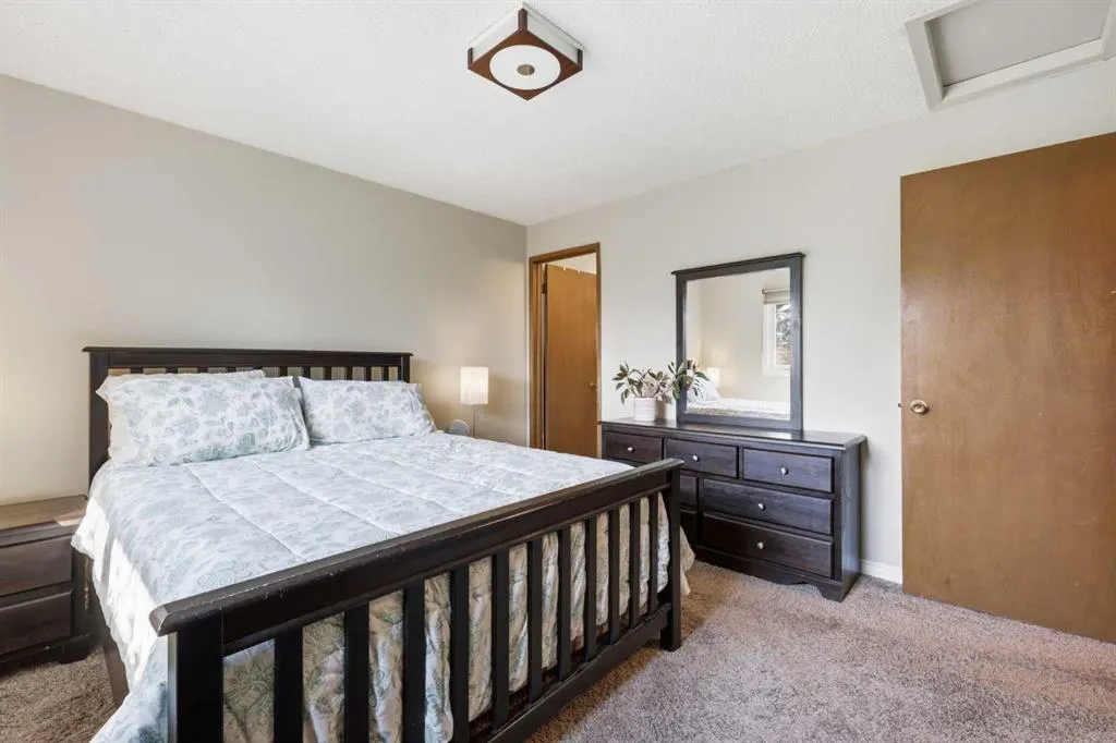 5 Glenwood Crescent