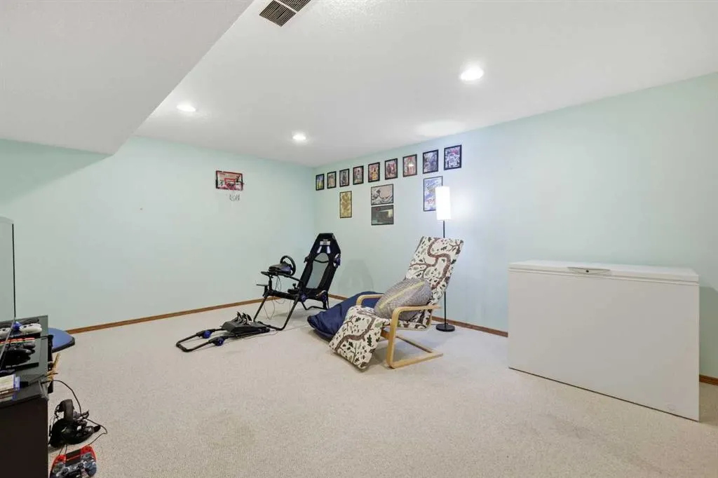 5 Glenwood Crescent