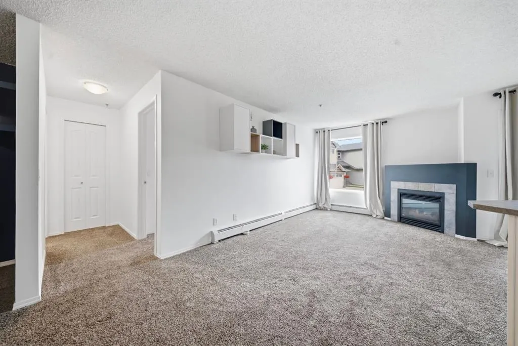 3208 Valleyview Park SE #208