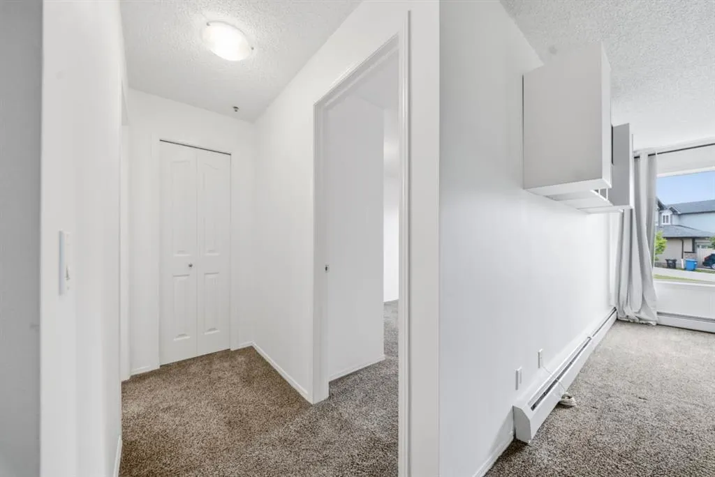 3208 Valleyview Park SE #208