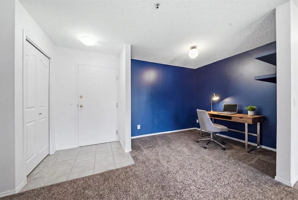 3208 Valleyview Park SE #208