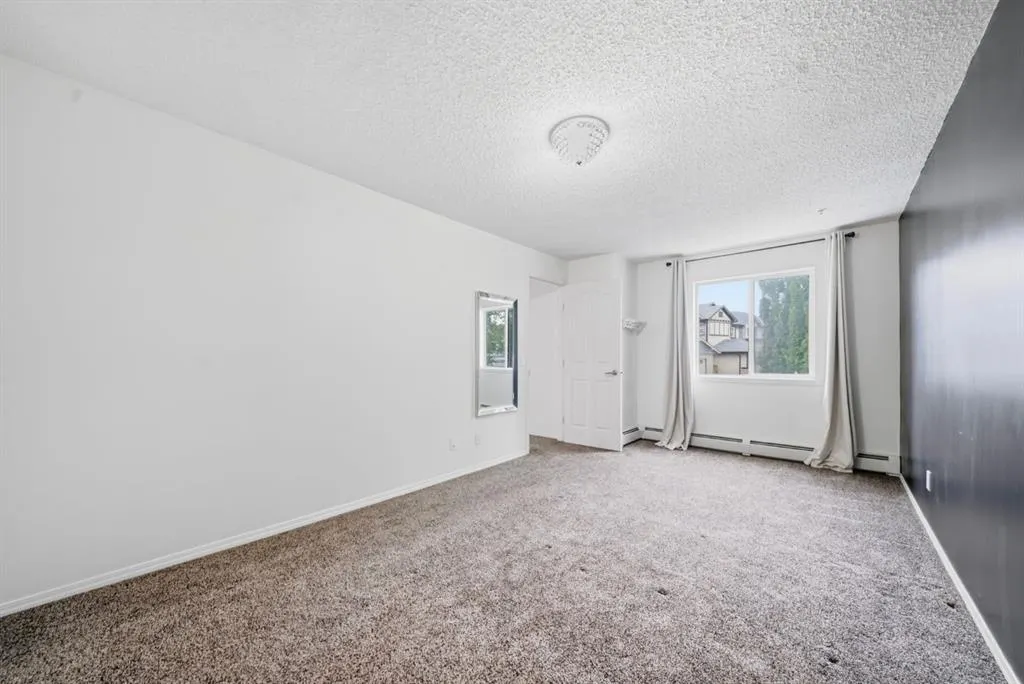 3208 Valleyview Park SE #208