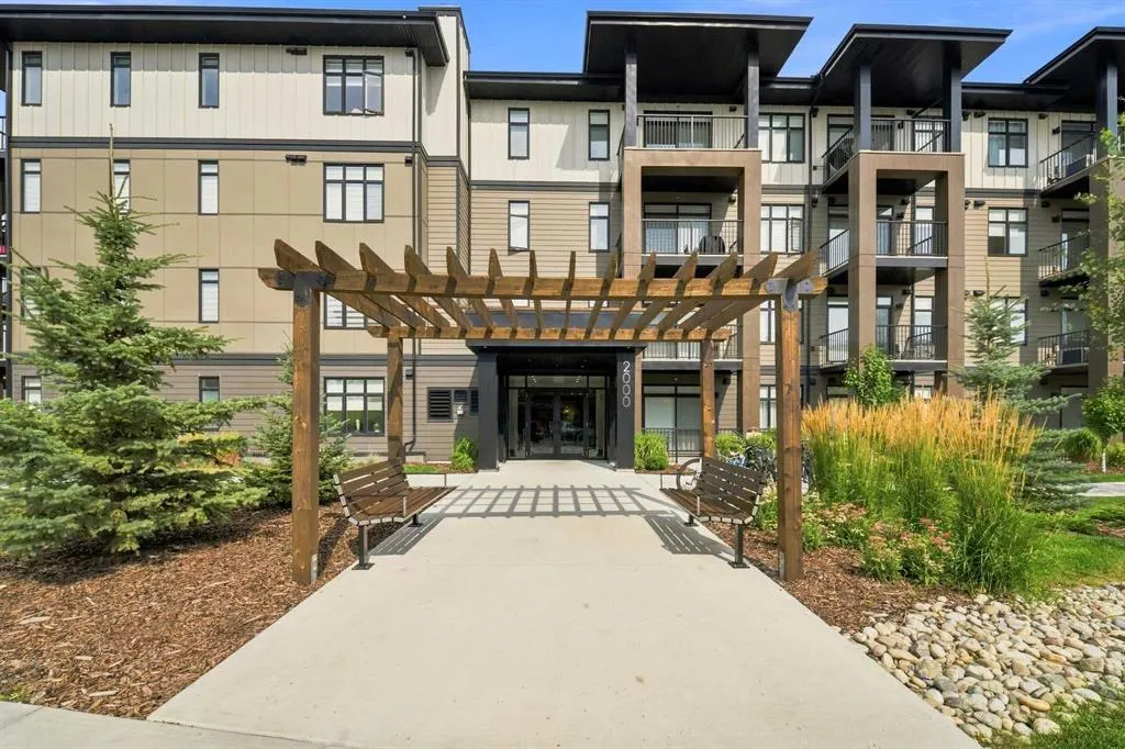 200 Seton Circle SE #2401