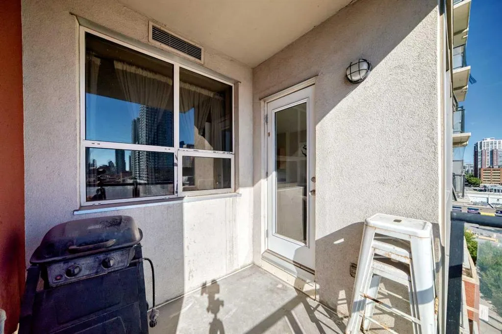1053 10 Street SW #714