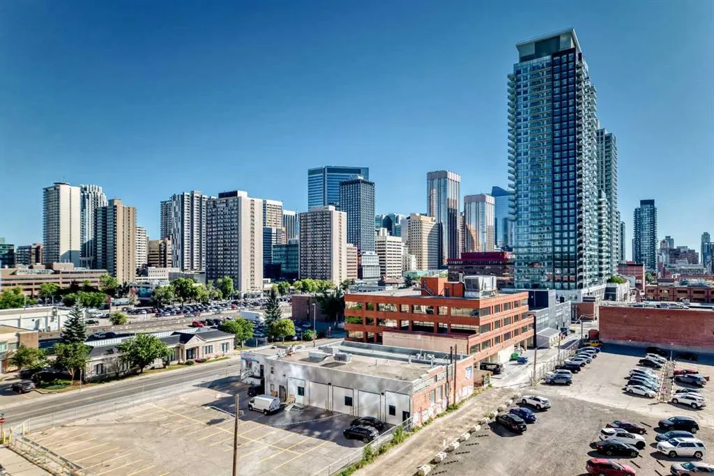 1053 10 Street SW #714